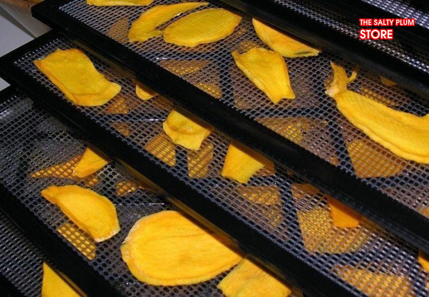 Prepare the dried mango